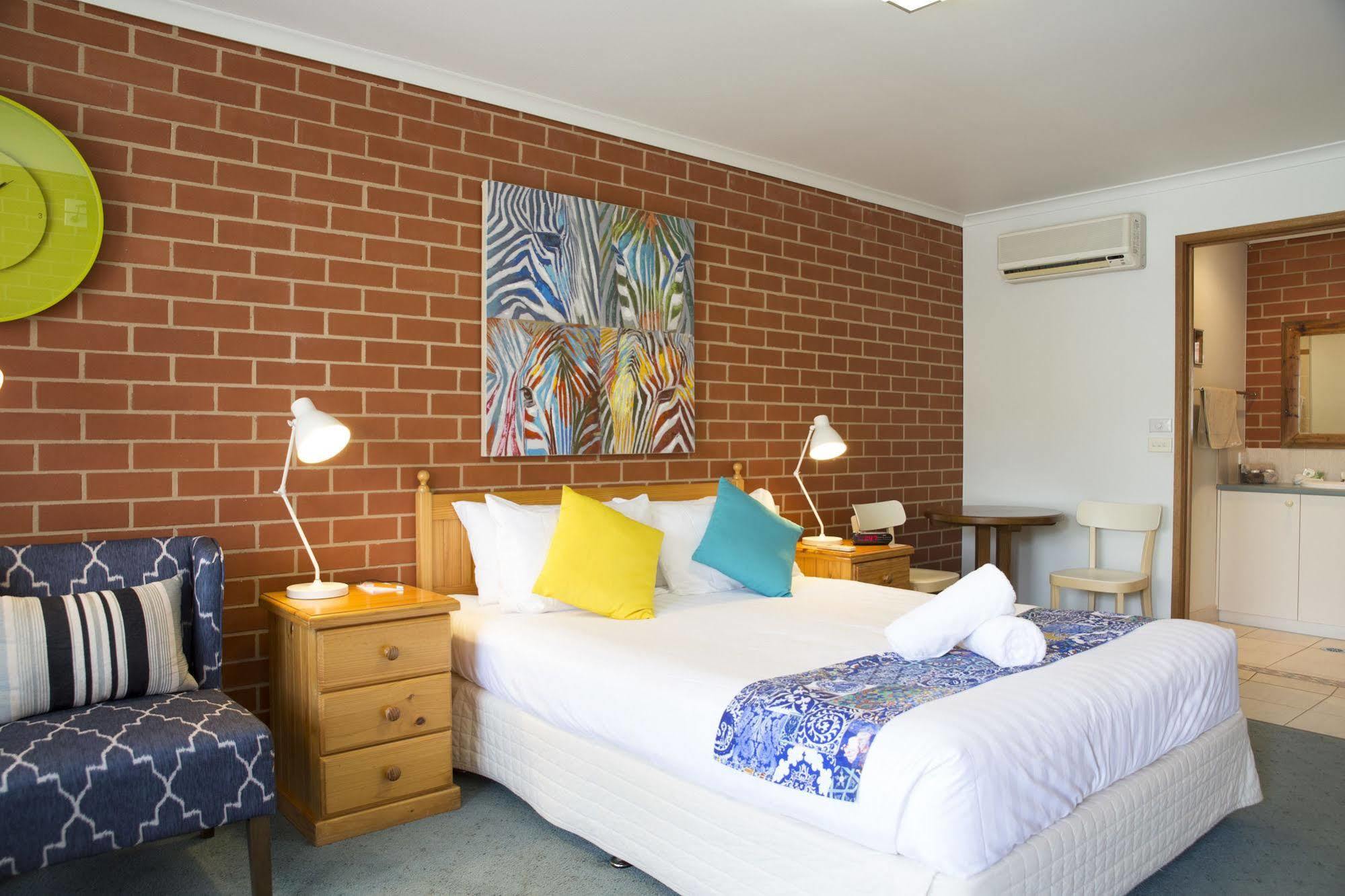 Yackandandah Central Экстерьер фото